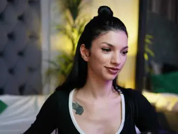 Bongacams Watch Live Sex Cams of MiamiCoffee