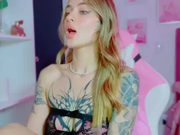 Bongacams Adult Video Chat of TaylorKnapp