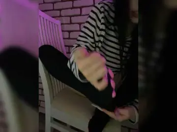 Bongacams Adult Webcam of emog1rl