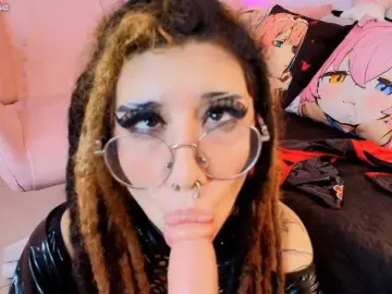 Bongacams Live Sex Cam of Anniecrow
