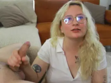 Bongacams Free Porn Cam of milkxangelx