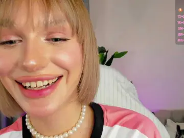 Bongacams Live Sex Cam of IceStrawberry