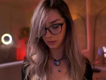 Bongacams Private Sex Chat of MaddieBryggs