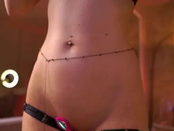 Bongacams Free Porn Cam of MaddieBryggs