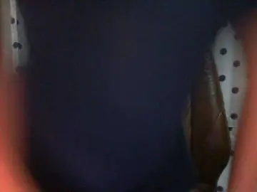 Bongacams Watch Live Sex Cams of Cyah2