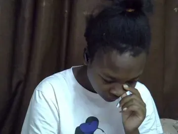 Bongacams Private Sex Chat of sweet-luna1