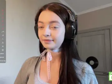 Bongacams Watch Live Sex Cams of GennyValerio