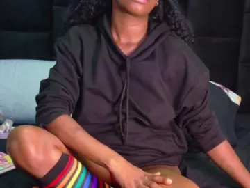 Bongacams Live Porn of petitelittleebony