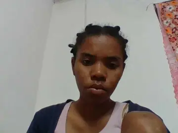 Bongacams Adult Video Chat of Emelie1a