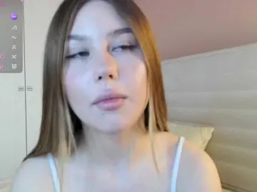 Bongacams Private Sex Chat of AliceGrand