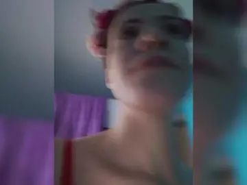 Bongacams Watch Live Sex Cams of Bogina2