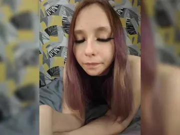Bongacams Free Live Porn of LeahBunny69
