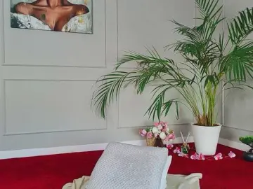 Bongacams Best live sex cam show of nyraglow