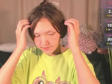 Bongacams Watch Live Sex Cams of Cute-Lolly