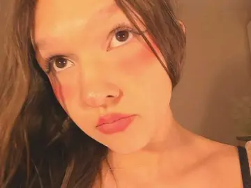 Bongacams Adult Webcam of Cute-Lolly