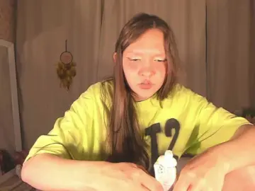 Bongacams Live Porn of Cute-Lolly