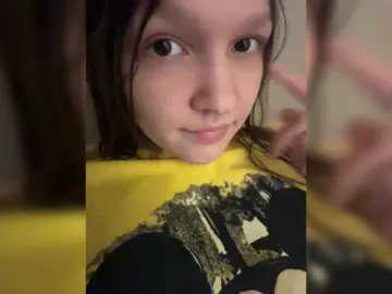 Bongacams Sex Chat of Cute-Lolly