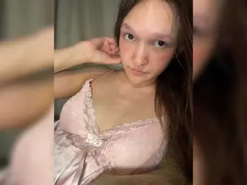Bongacams Free Live Porn of Cute-Lolly