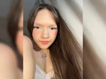 Bongacams Sex Chat of Cute-Lolly