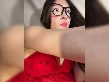 Bongacams Private Sex Chat of Cute-Lolly