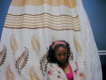 Bongacams Free Porn Cam of Roxanne03