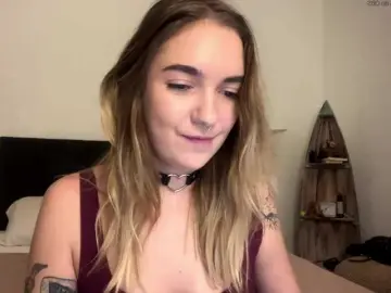 Bongacams Live Sex Cam of RoxyHorny