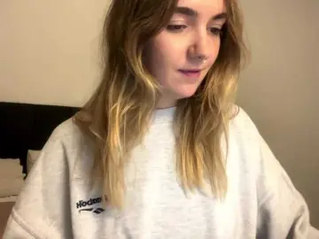 Bongacams Watch Live Sex Cams of RoxyHorny