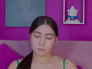 Bongacams Watch Live Sex Cams of zoee-moretti