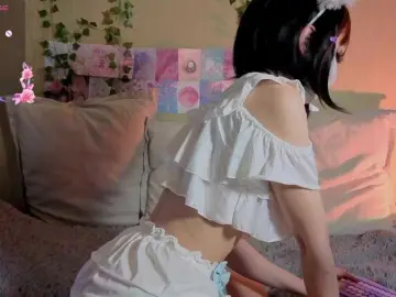 Bongacams Sex Cam of LunaNyan