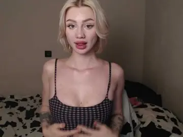 Bongacams Live Sex Cam of Linaaa