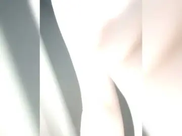 Bongacams Best live sex cam show of kisssssesmee