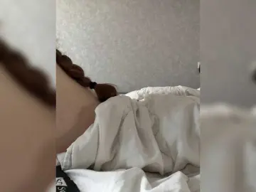Bongacams Free Porn Cam of kisssssesmee