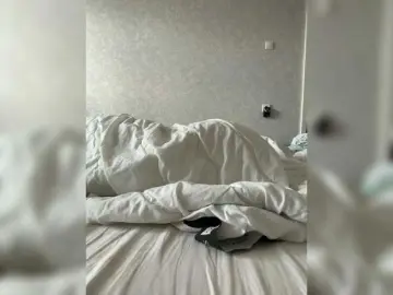 Bongacams Live Sex Cam of kisssssesmee