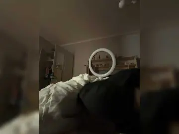 Bongacams Free Live Porn of kisssssesmee