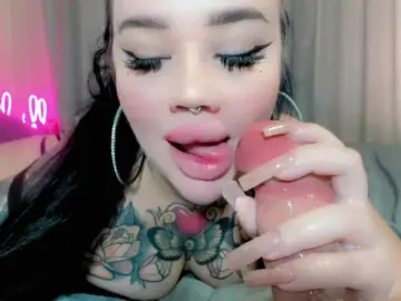 Bongacams Private Sex Chat of Aira-Vi