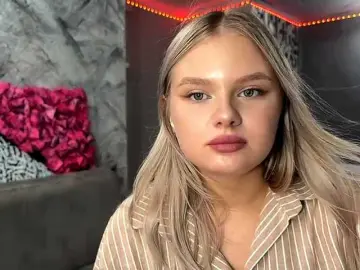 Bongacams Watch Live Sex Cams of LakeshiaBuesing