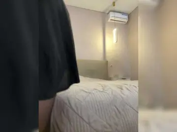 Bongacams Private Sex Chat of SilkElement