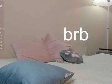 Bongacams Free Live Porn of EllieRough