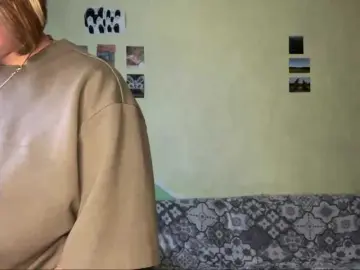 Bongacams Adult Video Chat of peachpuff