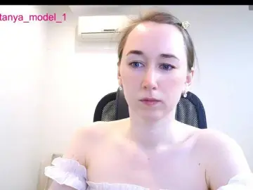 Bongacams Sex Cam of --MODEL--1