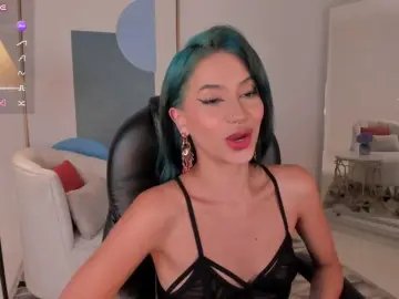 Bongacams Watch Live Sex Cams of KayraLanne