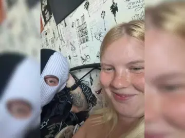 Bongacams Best live sex cam show of NIKADELE