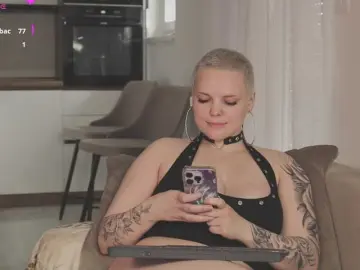 Bongacams Live Sex of LikaBerry