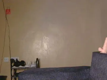 Bongacams Nude Webcam of cutieglo