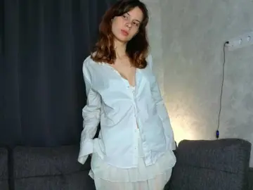 Bongacams Watch Live Sex Cams of GirlNextDoorTV