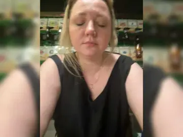Bongacams Sex Cam of KiraMalina