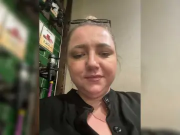 Bongacams Watch Live Sex Cams of KiraMalina