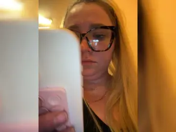Bongacams Best live sex cam show of KiraMalina