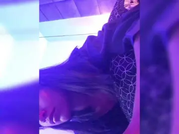 Bongacams Nude Webcam of ChloeMontes