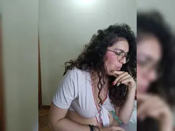 Bongacams Adult Webcam of LuanaPowerful